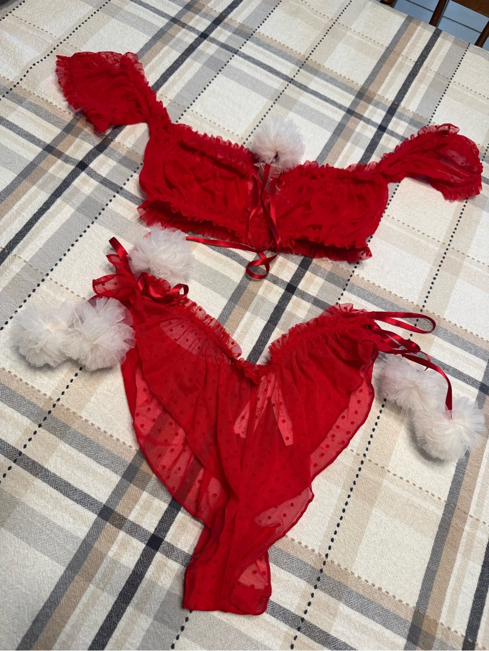 Red Off-Shoulder Pom-Pom Lingerie Set - Picture 2 of 3